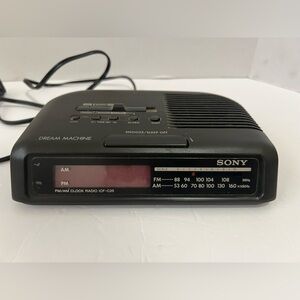 Sony ICF-C25 Black Dream Machine AM-FM Alarm Clock1990s vintage